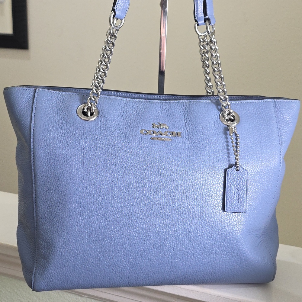 COACH C1566 Periwinkle Blue Pebbled Leather Marlie Tote Silver Chain Strap EUC - Picture 4 of 17